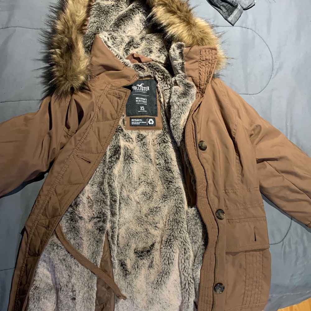 Super warm Hollister Jacket, Brown, XS.